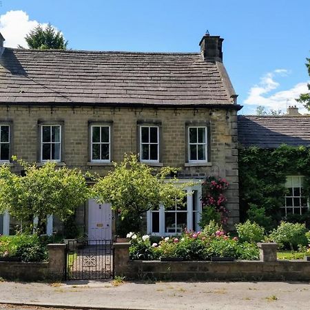 Bank Villa Masham Exterior photo